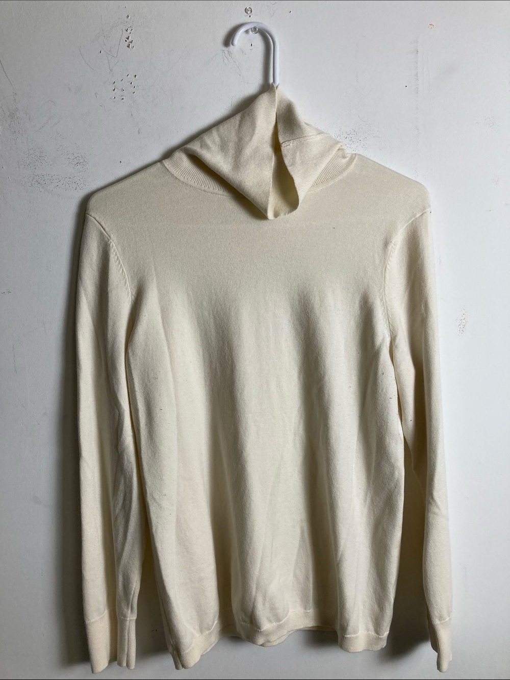 Talbots Cream Turtleneck Sweater - Lightweight Knit